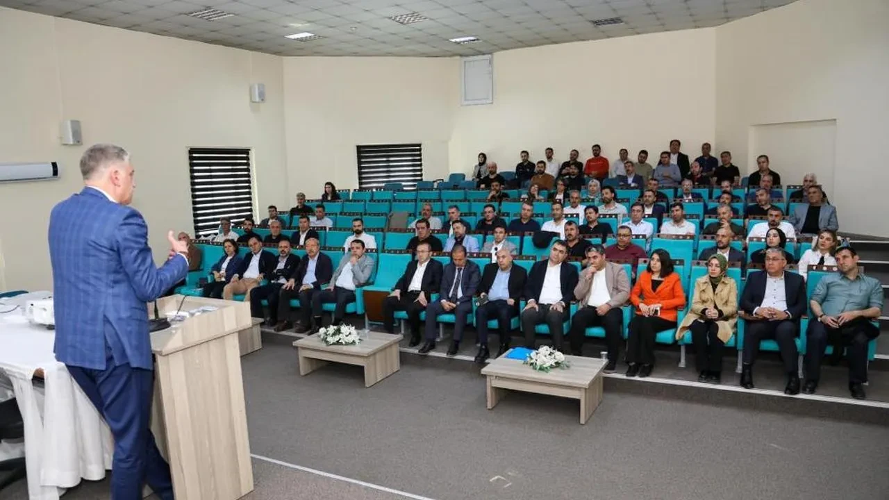 Van Büyükşehir Belediyesi yalın yönetim sistemi ile hizmet kalitesini artırıyor