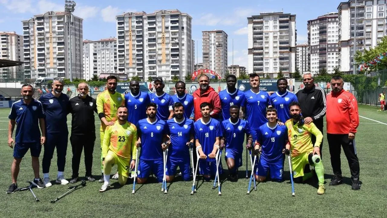Şahinbey Ampute Futbol Takımı, Sakarya'yı 7-1 yenerek şampiyonluk hedefinde önemli bir adım attı