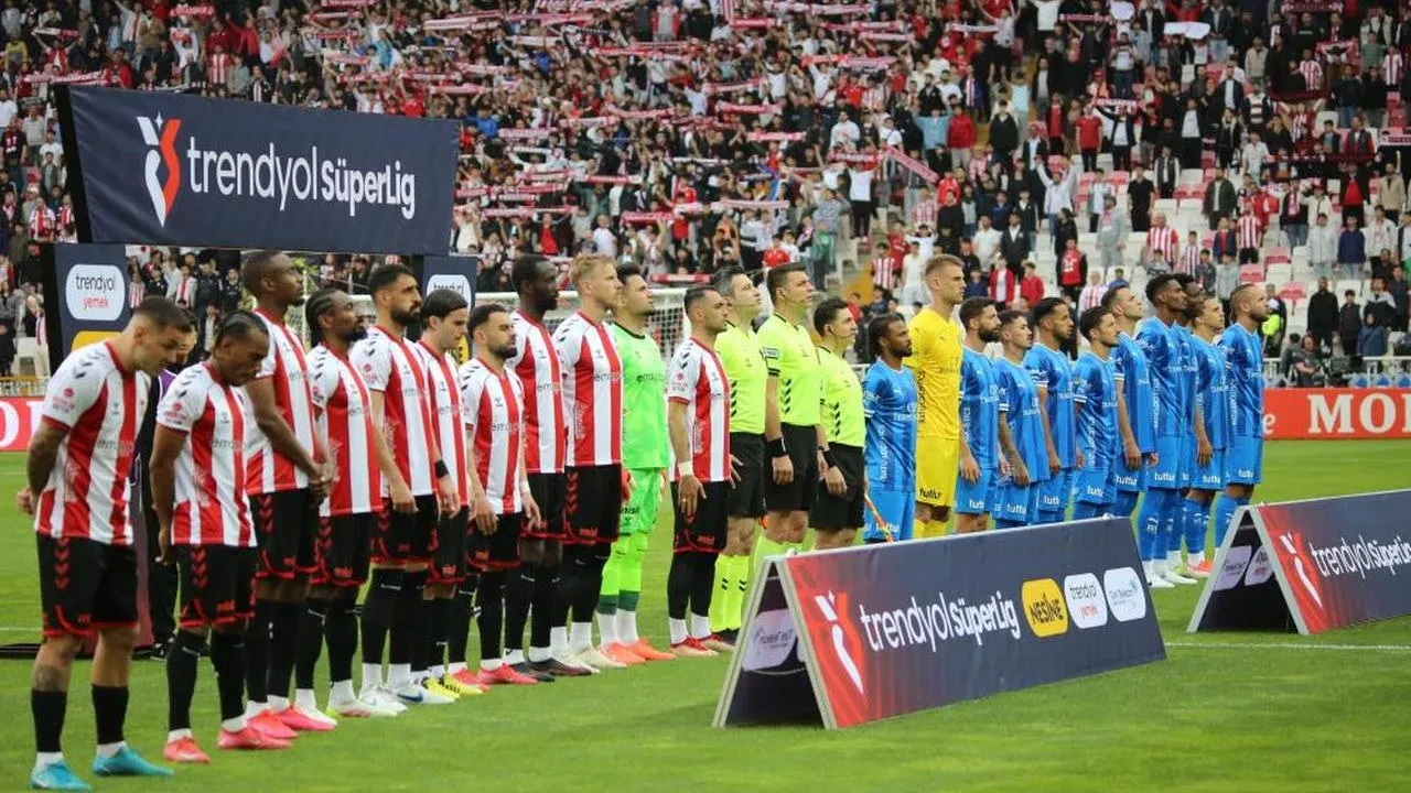 Sivasspor ve Bodrum FK golsüz beraberlikle soyunma odasına gitti! İkinci yarıda neler olacak?