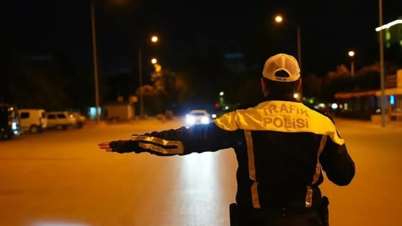 Ispartada binlerce kişi ve araç denetlendi