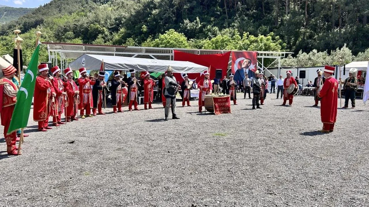 İskenderun'da Türkmen şenliği: Deprem sonrası birlik ve hasret