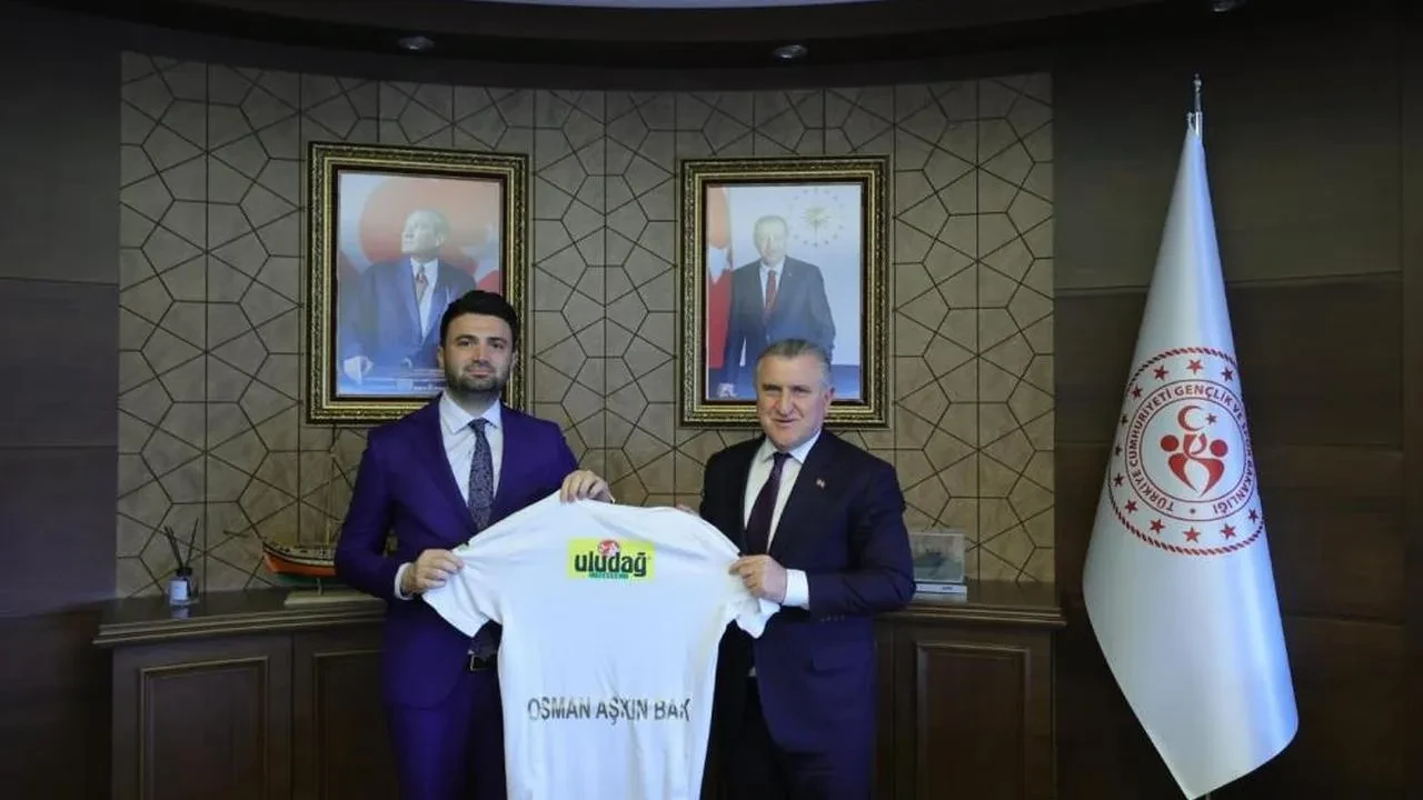 Bursaspor Başkanı Bak'tan altyapı için tam destek