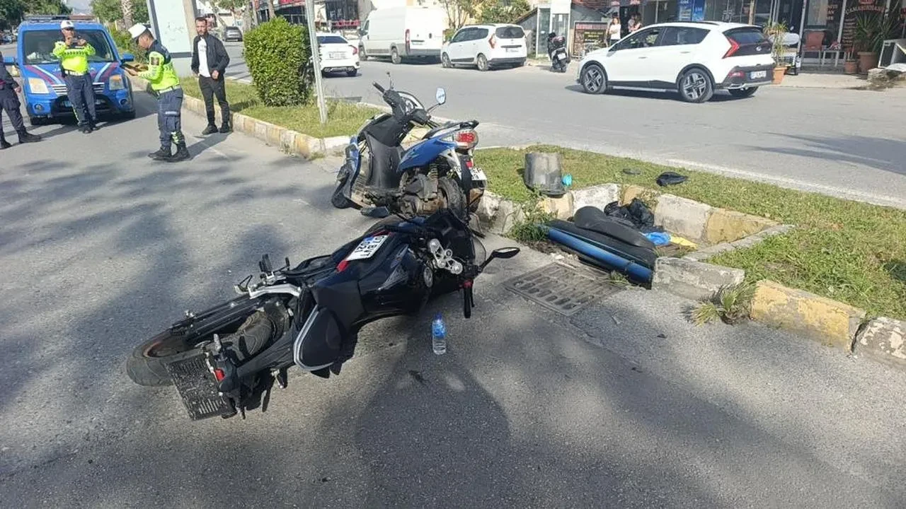 Yaya geçidine dönmeye çalışırken kaza yaptı: 1 yaralı