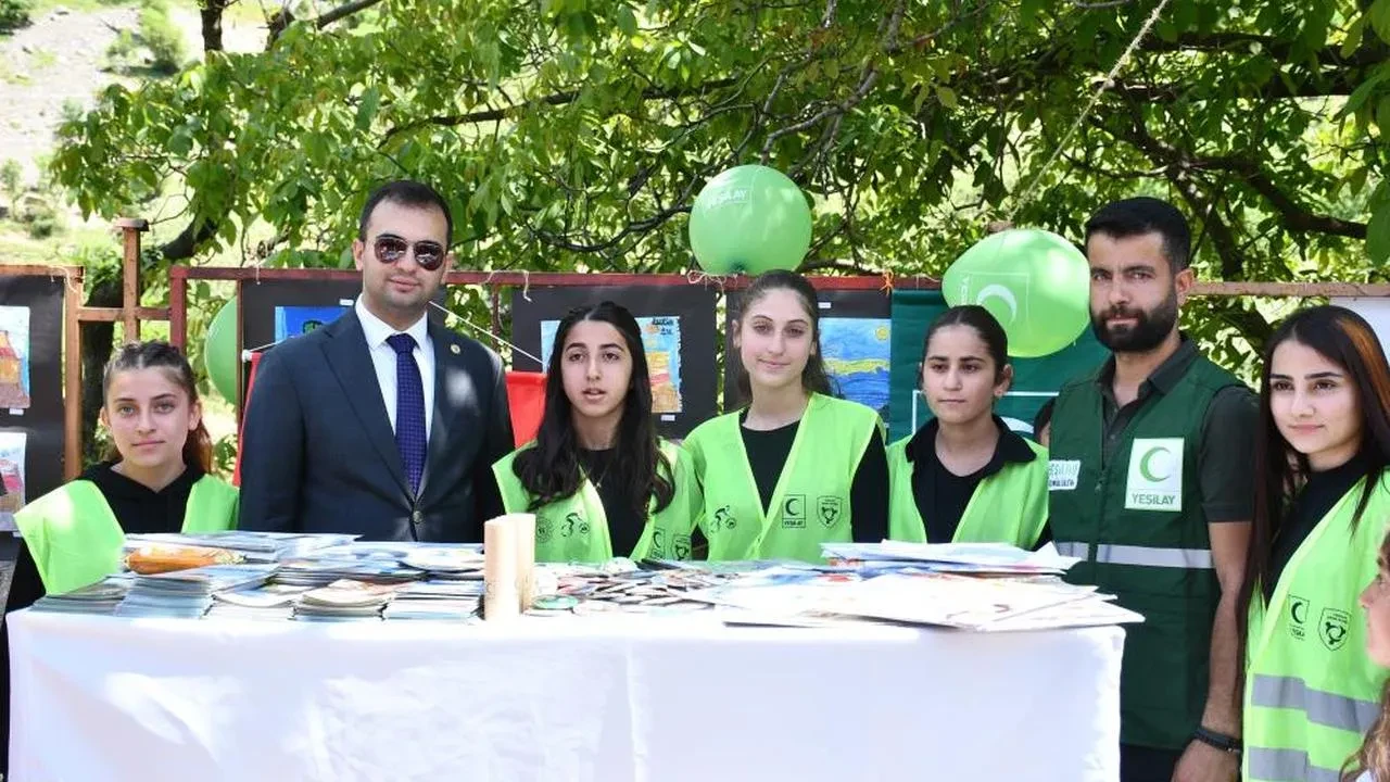 Beytüşşebap'ta minik mucitler bilim şenliğinde hünerlerini kanıtladı