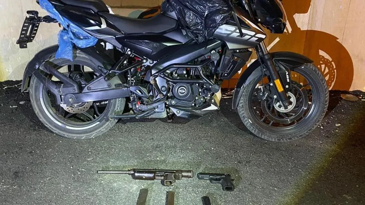 Saldırıya gideceklerdi: Bilahlarla yakalanıp tutuklandılar