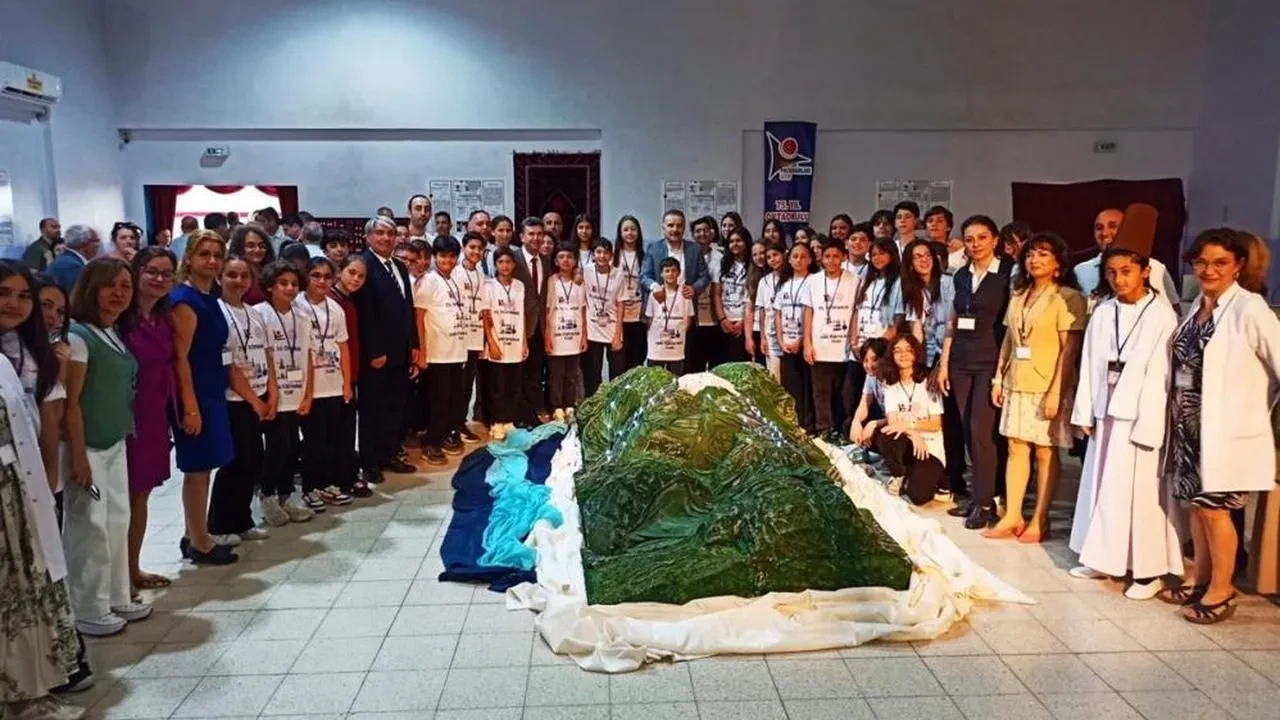 75. Yıl Ortaokulu'nda genç bilim insanları yarıştı