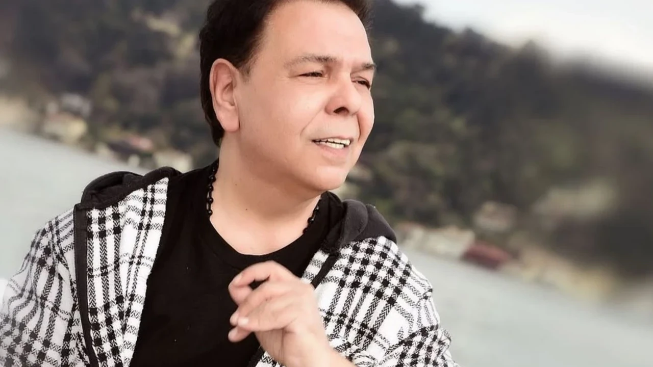 Roman müziğinin duayeni Balık Ayhan, aniden hayatını kaybetti! Sevenleri yasa boğuldu...