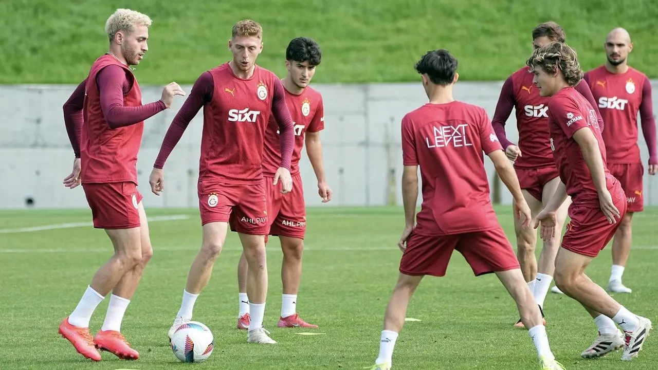 Galatasaray Başakşehir maçı öncesi son hazırlıklarını tamamladı