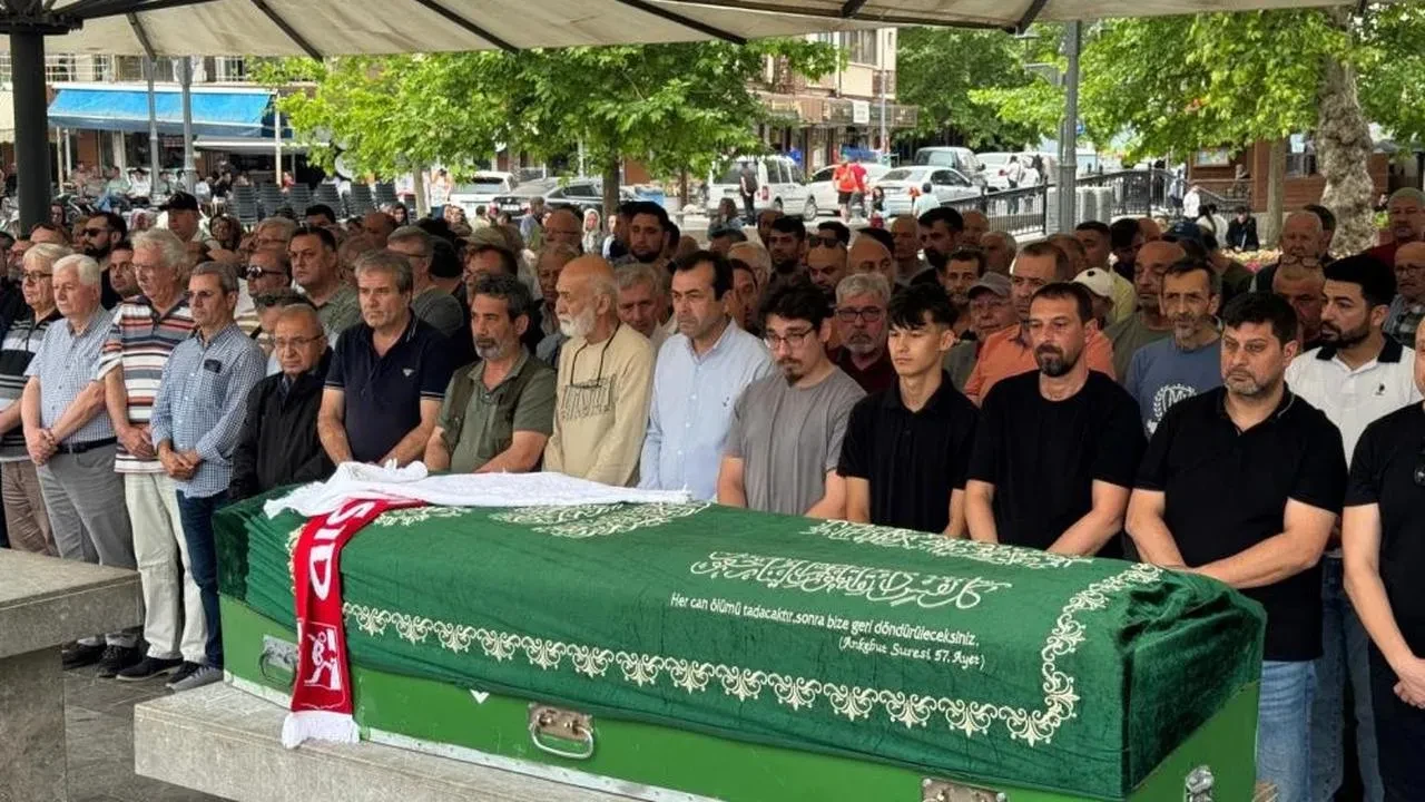 Balıkesir spor camiası Ali Hikmet Akkaş'ı uğurladı