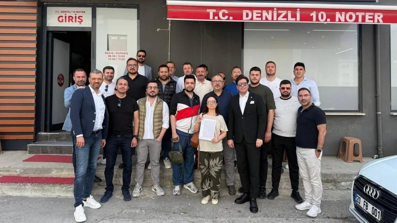 Fenerbahçe Kongre üyeleri seçim için harekete geçti: Denizlili kongre üyeleri notere imza verdi