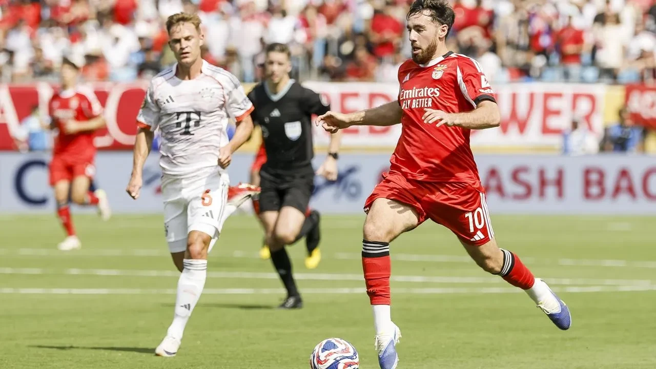 Benfica Bayern Münihi yenerek liderliğe yükseldi