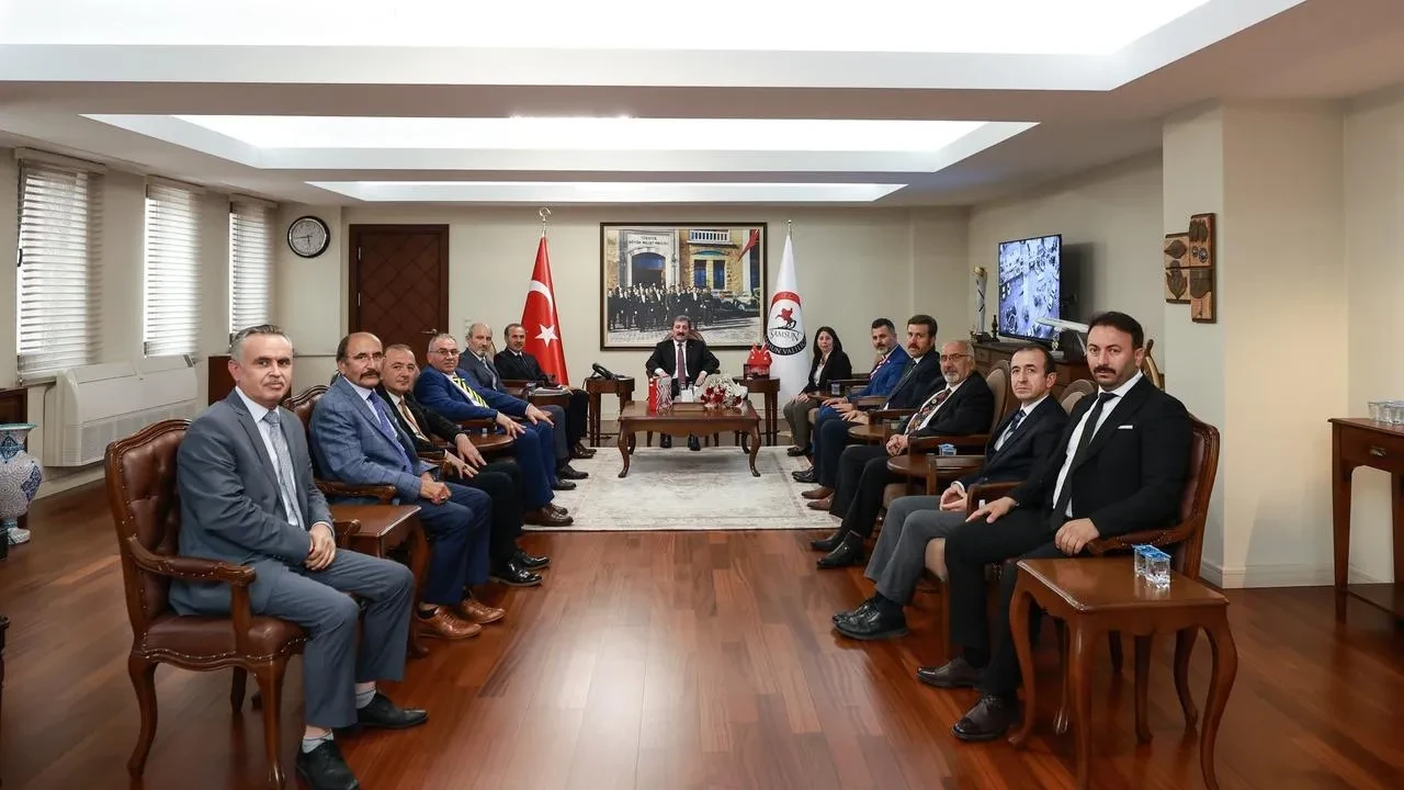 Samsun dernekleri Vali Tavlı ile kültürel projeleri görüştü