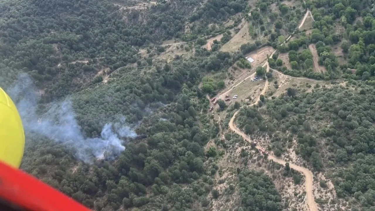 Simav orman yangını helikopter desteğiyle söndürüldü