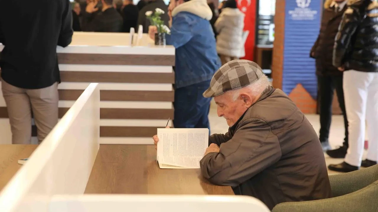 Kocaeli kütüphaneleri yüz binlerce kitapseveri buluşturuyor