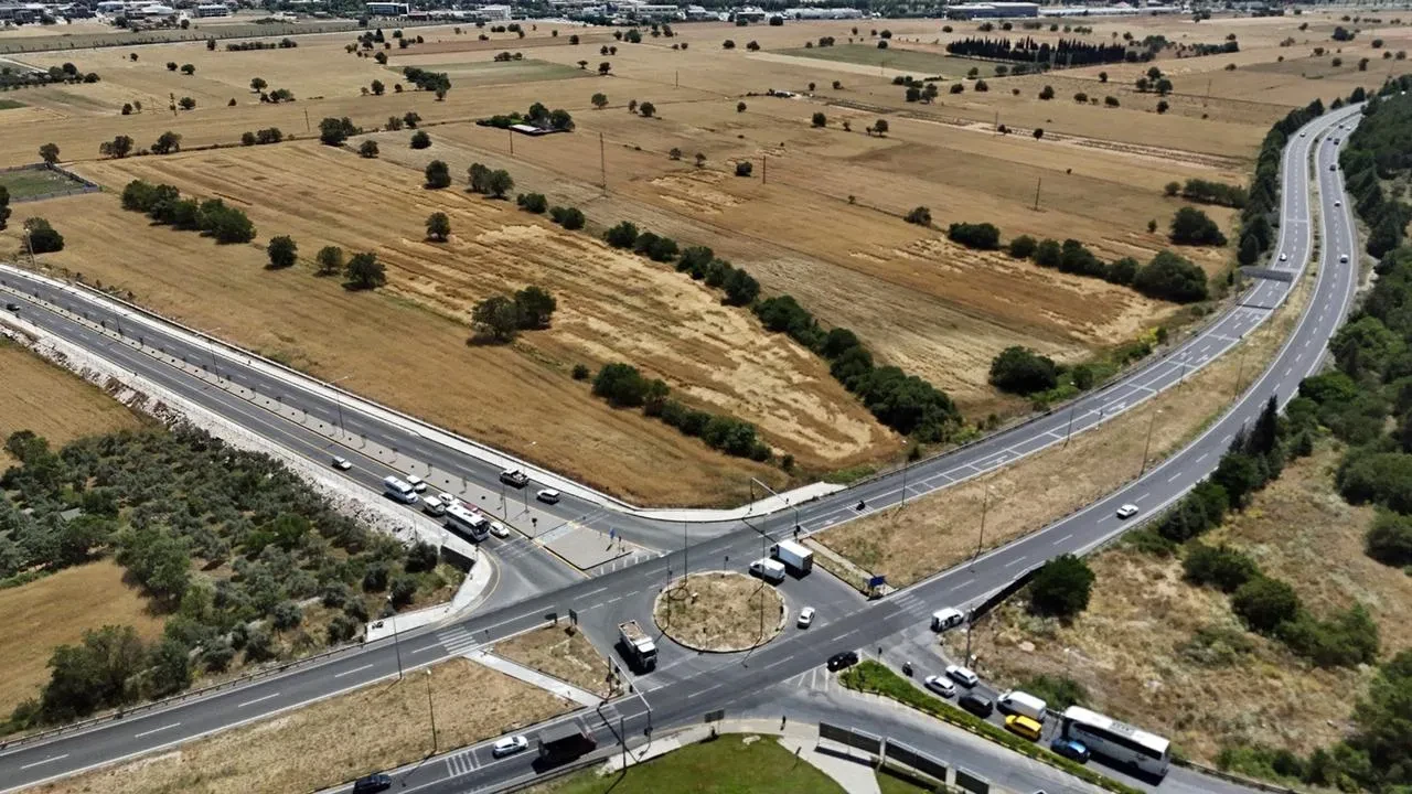 Muğla Büyükşehir Turan Erol ve Orhan Çakırı yaşatıyor