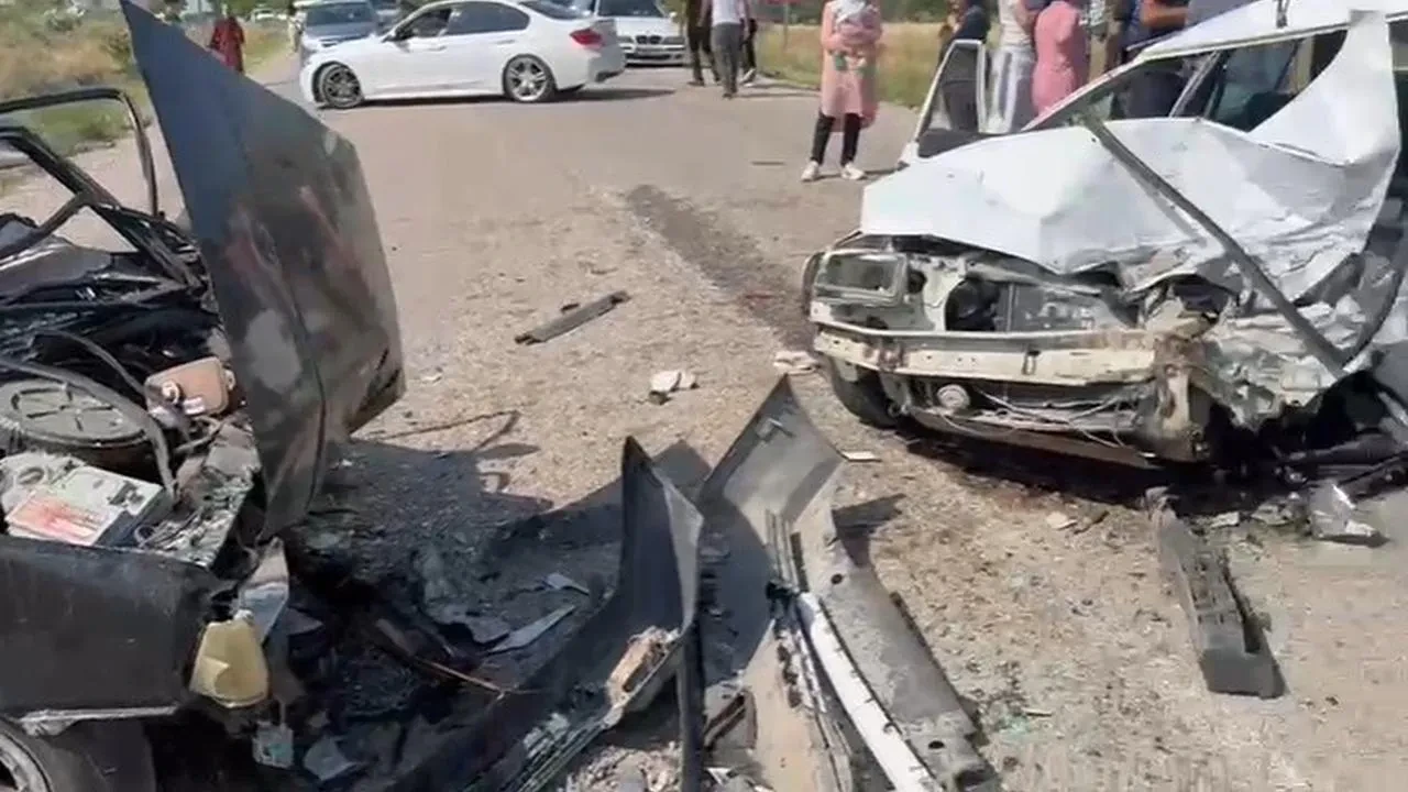 Ankara Güdül Yolunda zincirleme kaza on yaralı çıktı