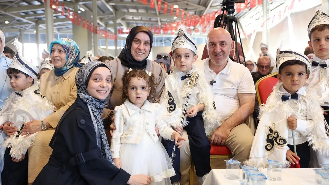 Darıca Belediyesi 350 çocuğu sünnet şöleninde buluşturdu