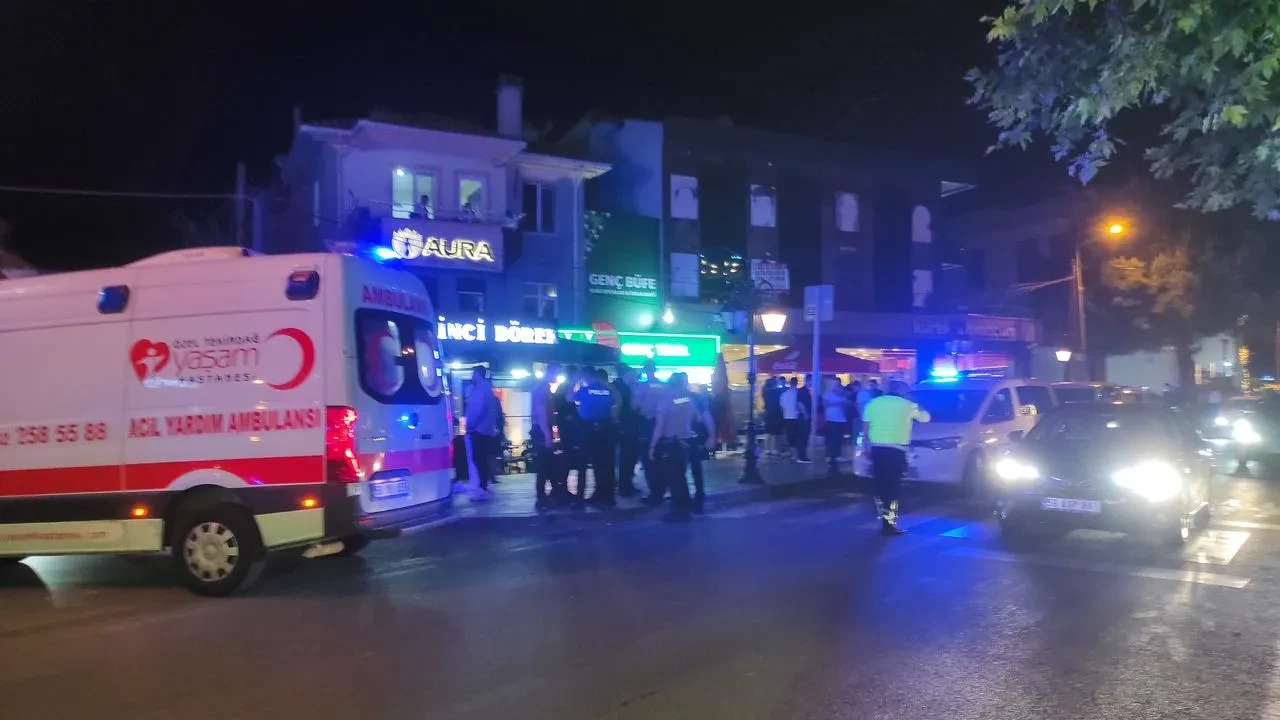 Tekirdağ Süleymanpaşada iki genç bıçakla yaralandı