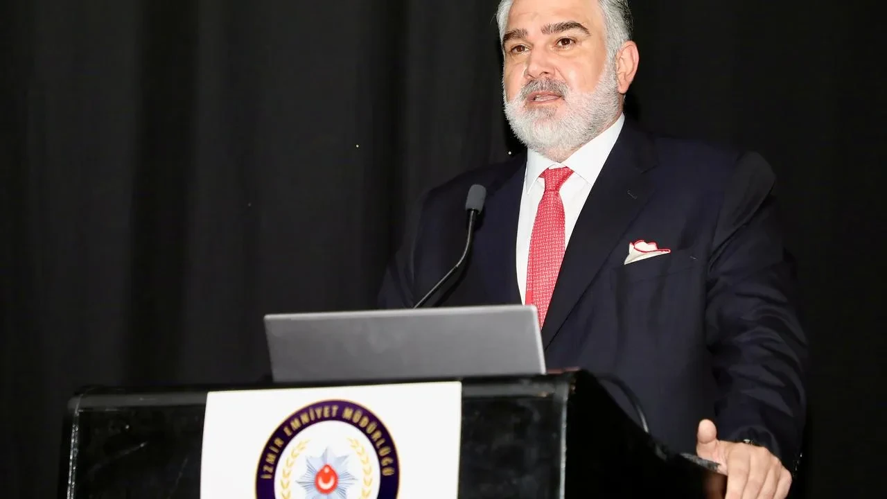 İZBAN güvenlik görevlisi trenli yolcuyla tartışınca yaşamını yitirdi