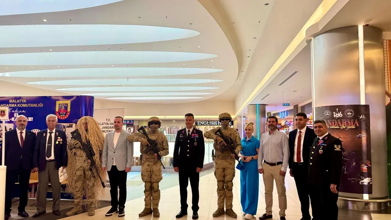 Malatya Jandarma 186 yıl MalatyaPark AVMde kutlandı