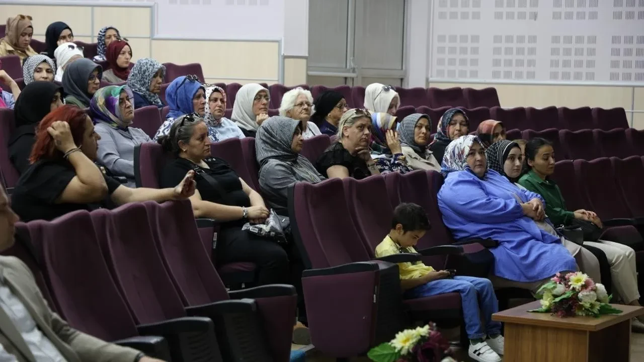 Kartepe Belediyesi sağlıklı yaşam için suyu anlattı