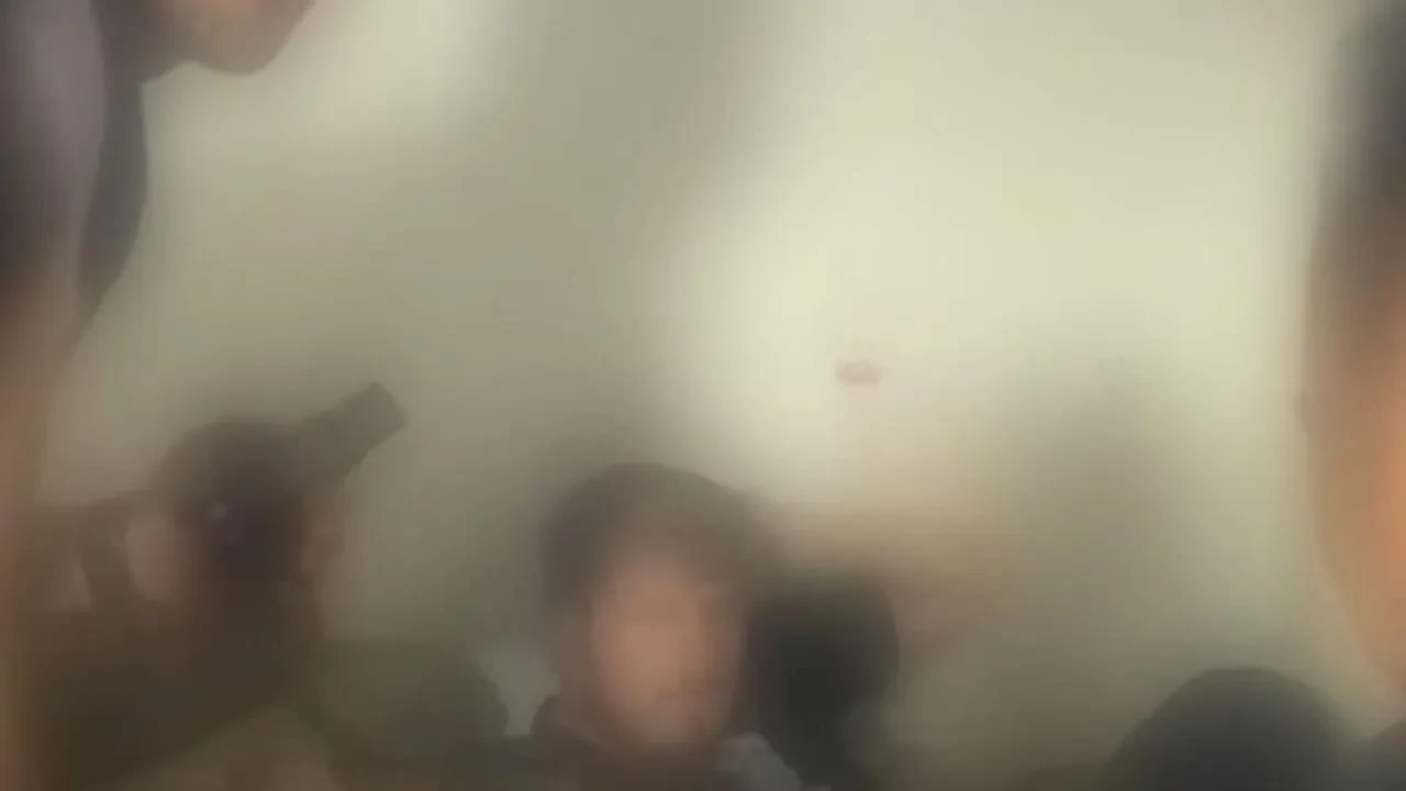 Eskişehirde firari şahıs odunların arasında yakalandı