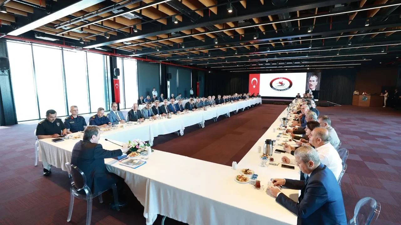 Vali Tavlı Samsun için yeni projeleri değerlendirdi