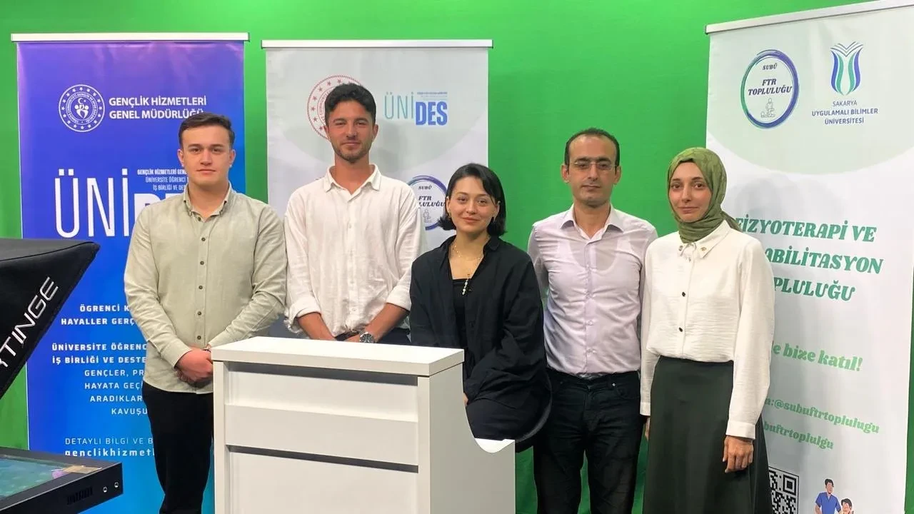 SUBÜ öğrencileri kronik hastalıklar için şifa dağıtıyor