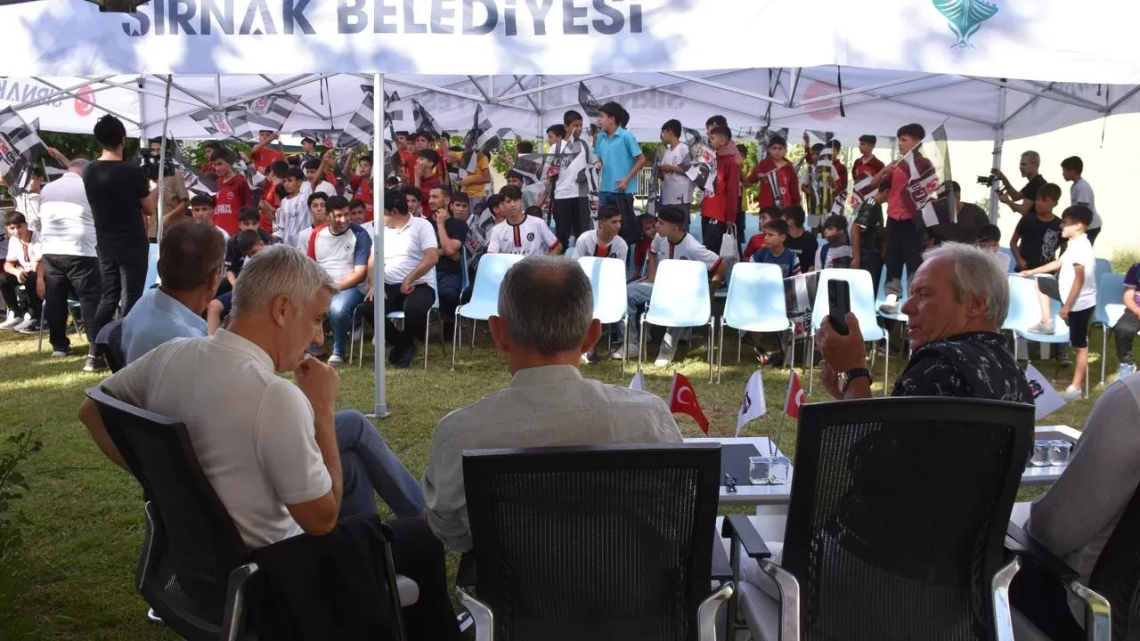 Beşiktaş ve Şırnak Petrolspor dostluk köprüsü kurdu