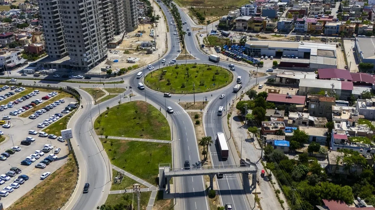 Mersin D400 kavşakları yepyeni görünüme kavuştu