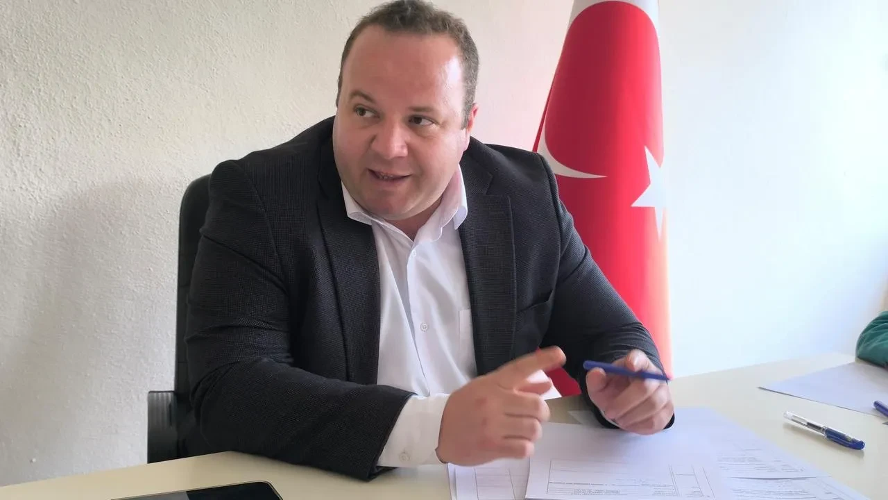 Şuhut Kaymakamı Eser vatandaşların sorunlarını dinledi