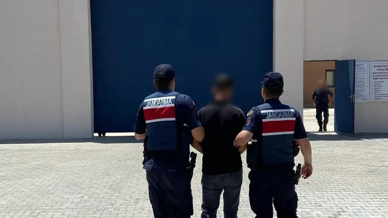Adıyamanda aranan yağma suçlusu jandarma tarafından yakalandı