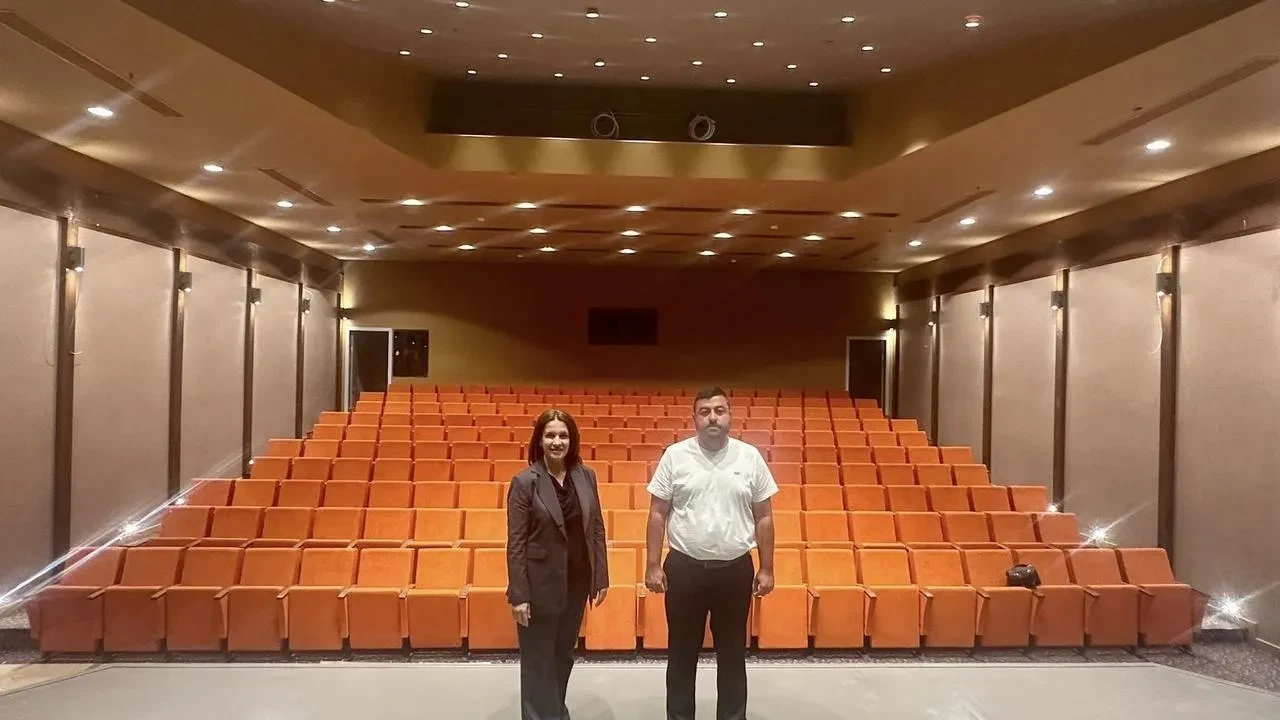 Ayvalık Zeynep Perkit Fen Lisesi eğitime başlıyor