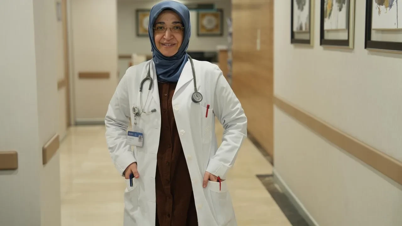 Küçük kardeşinden aldığı nakille Azamat hayata döndü