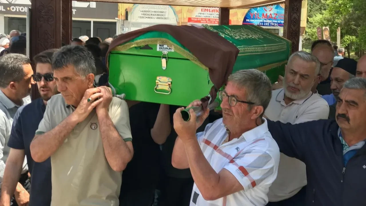 Şefika Taş Erzurumda son yolculuğuna uğurlandı