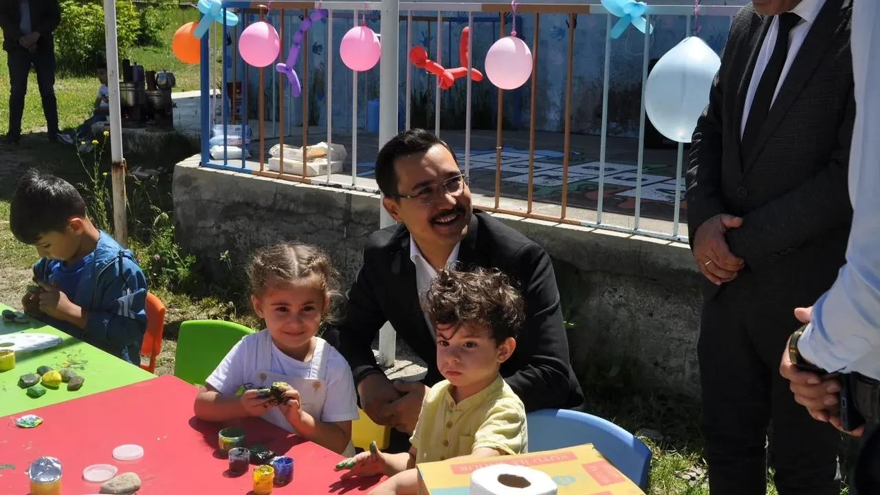 Akyaka Gazi Mustafa Kemal Anaokulunda çocuklar eğlendi