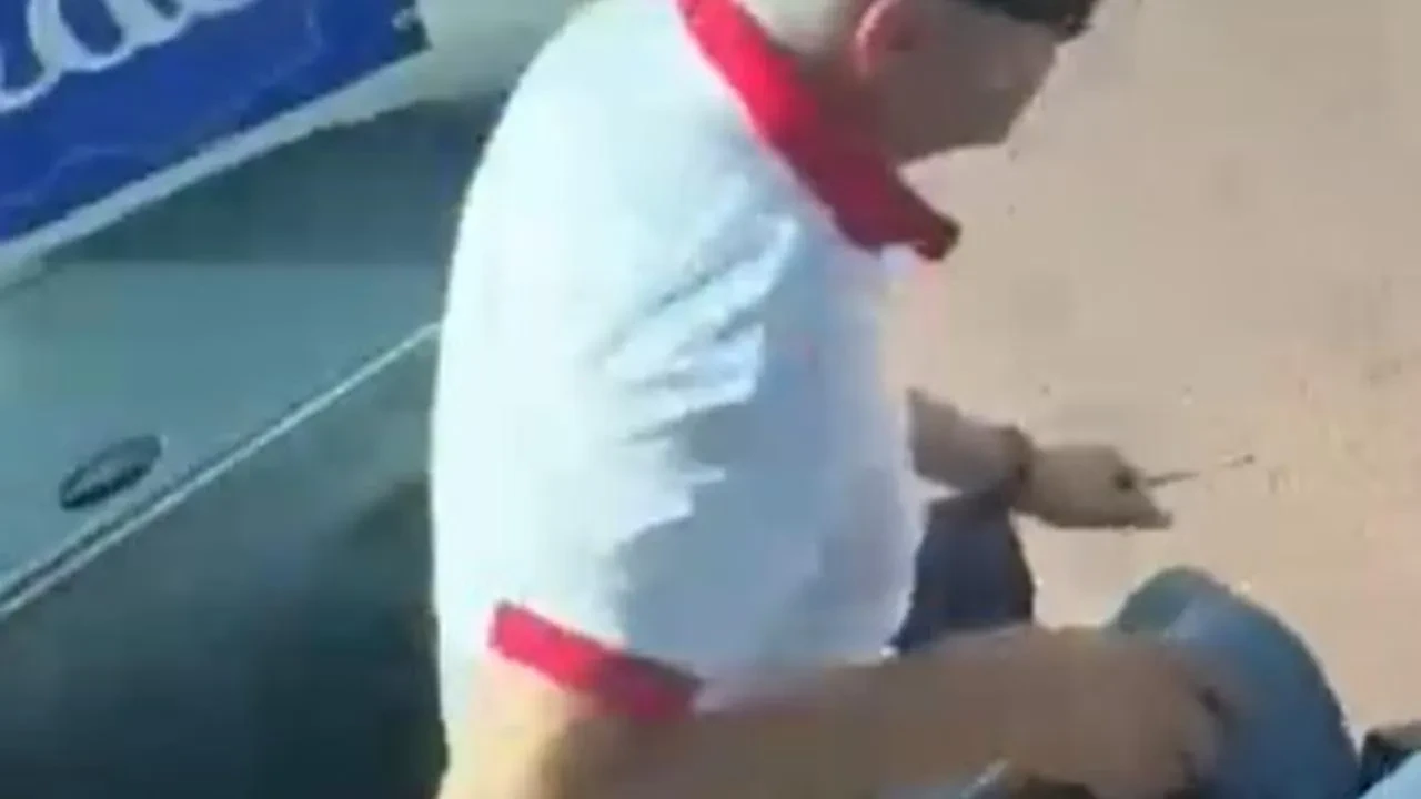 Didim turisti taşıyan otobüs şoförü kavgaya karıştı