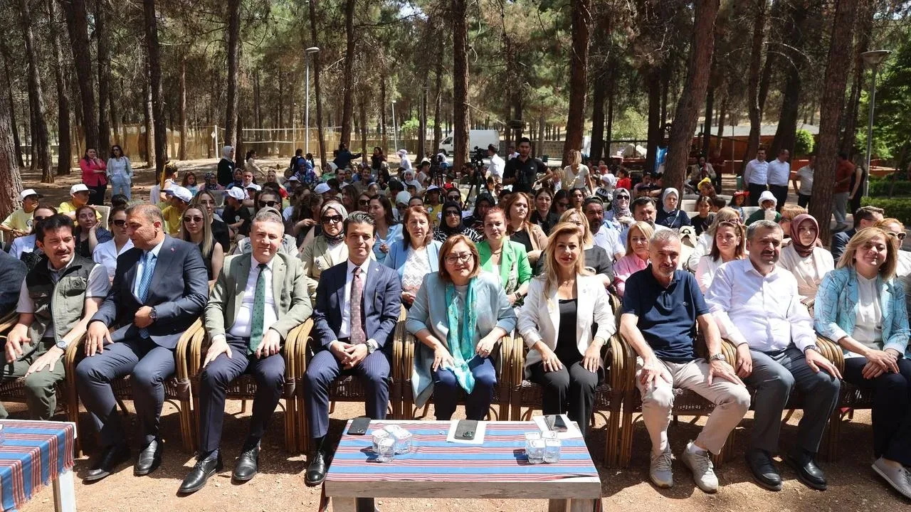 Gaziantep Büyükşehir çevre dostu yaşamı Erikçe Parkta keşfetti