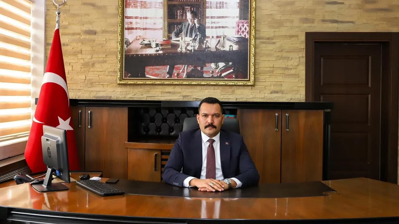 Muradiye Kaymakamı Furkan Taha Türkmenoğlu göreve başladı