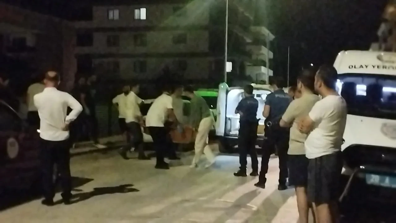 Denizli Merkezefendi'de genç adam evinde ölü bulundu