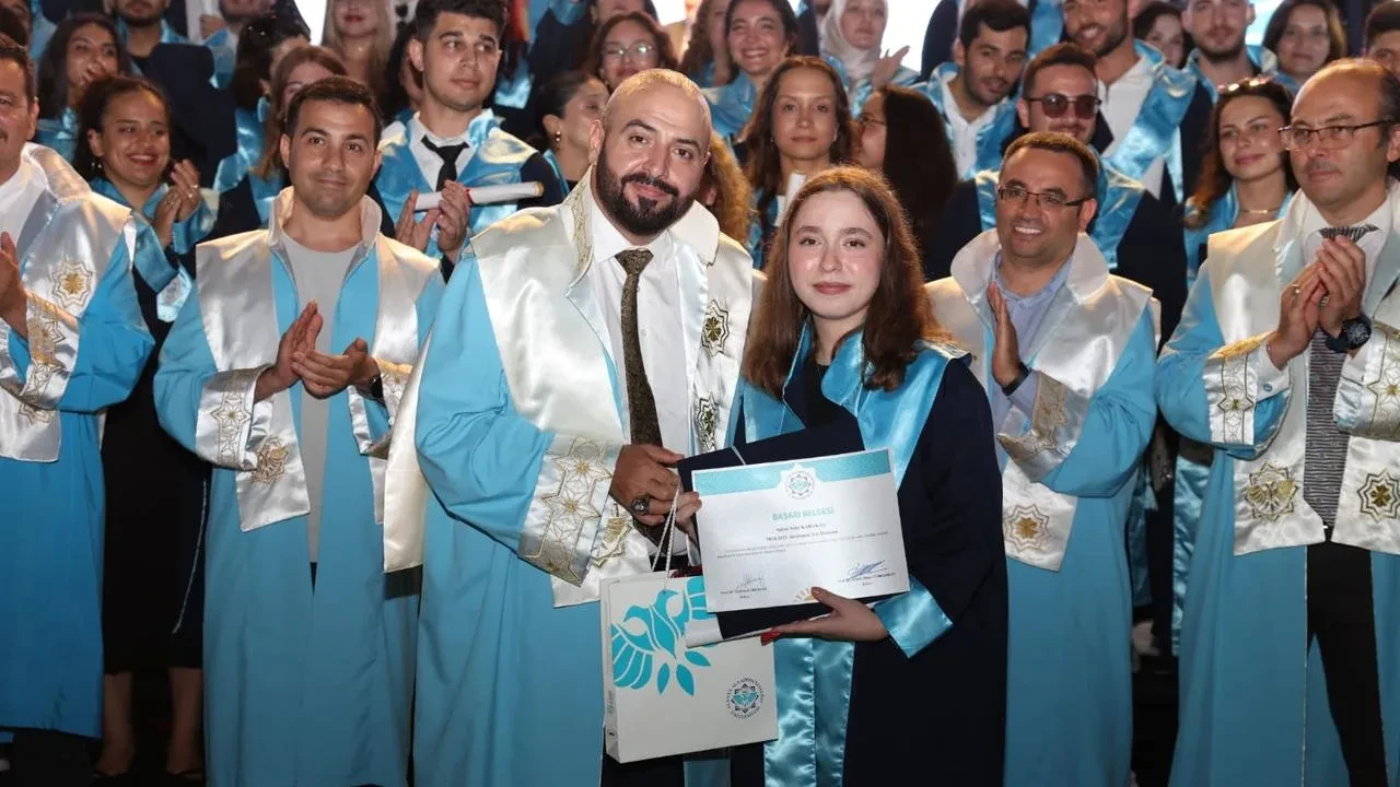 ALKÜ mezunları onuncu yıl coşkusunda buluştu