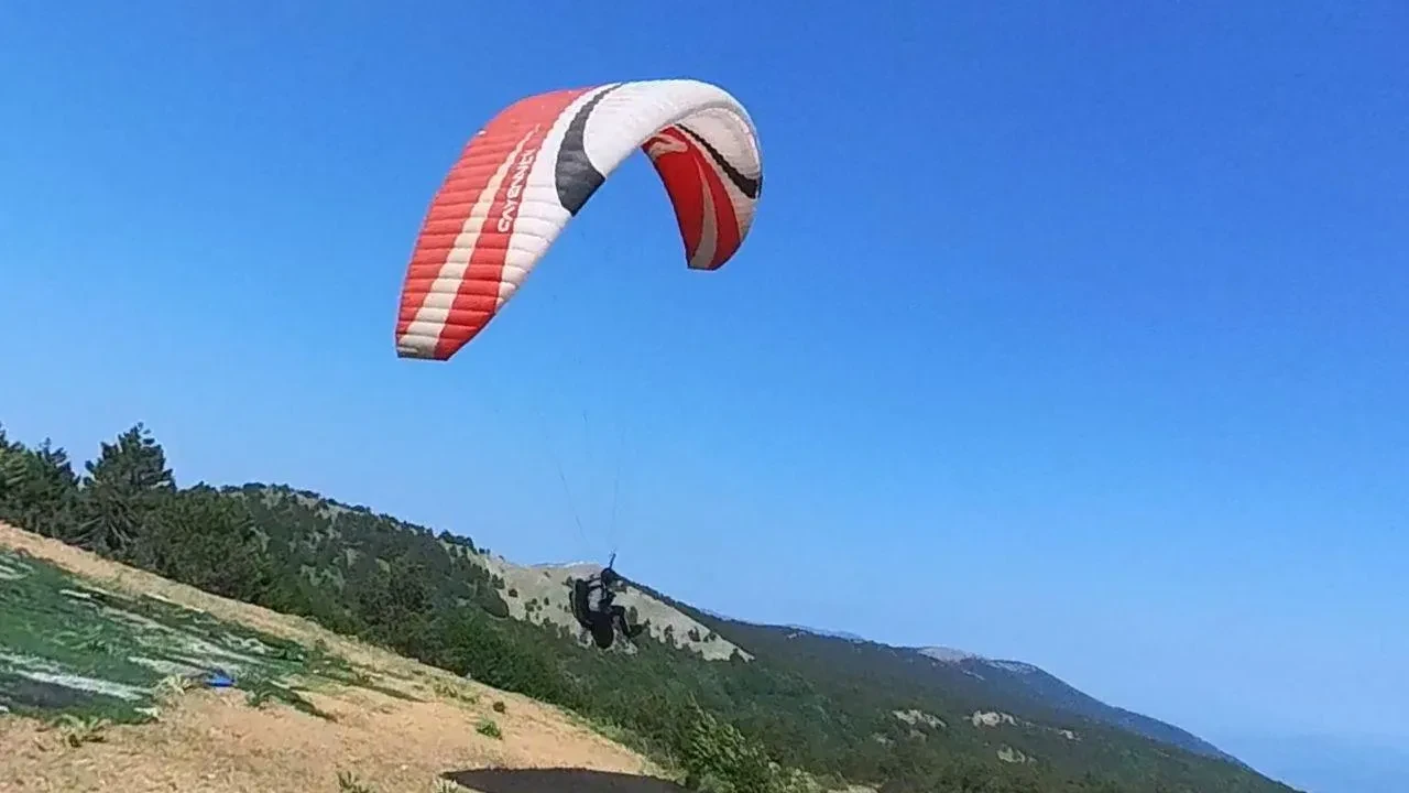Simav Eynal Havacılık Festivali gökyüzü şölenine başladı