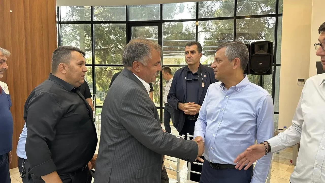 Başkan Pütün Zeyrek ailesini ve Özgür Özeli ziyaret etti