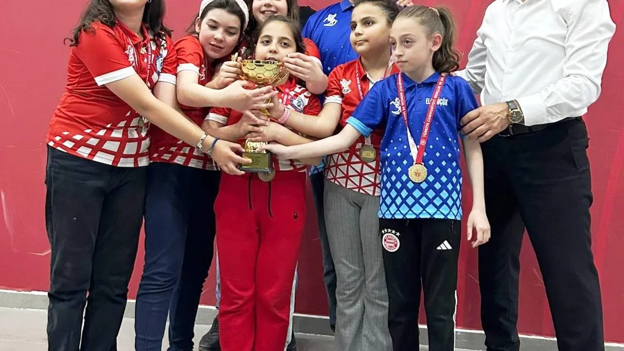 Samsun ilkokul satranç şampiyonlarını İlkadımda keşfedin