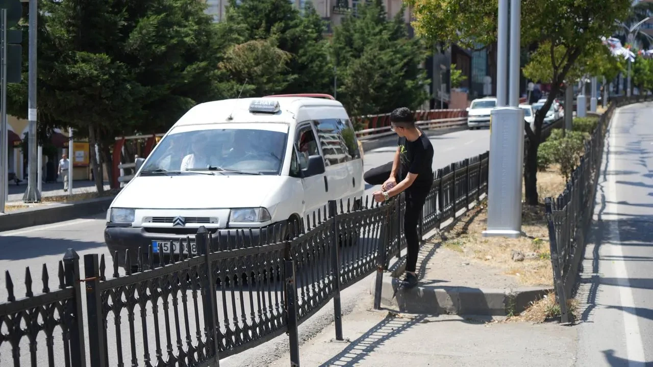 Samsun 19 Mayıs Bulvarında yaya ihlalleri sürüyor