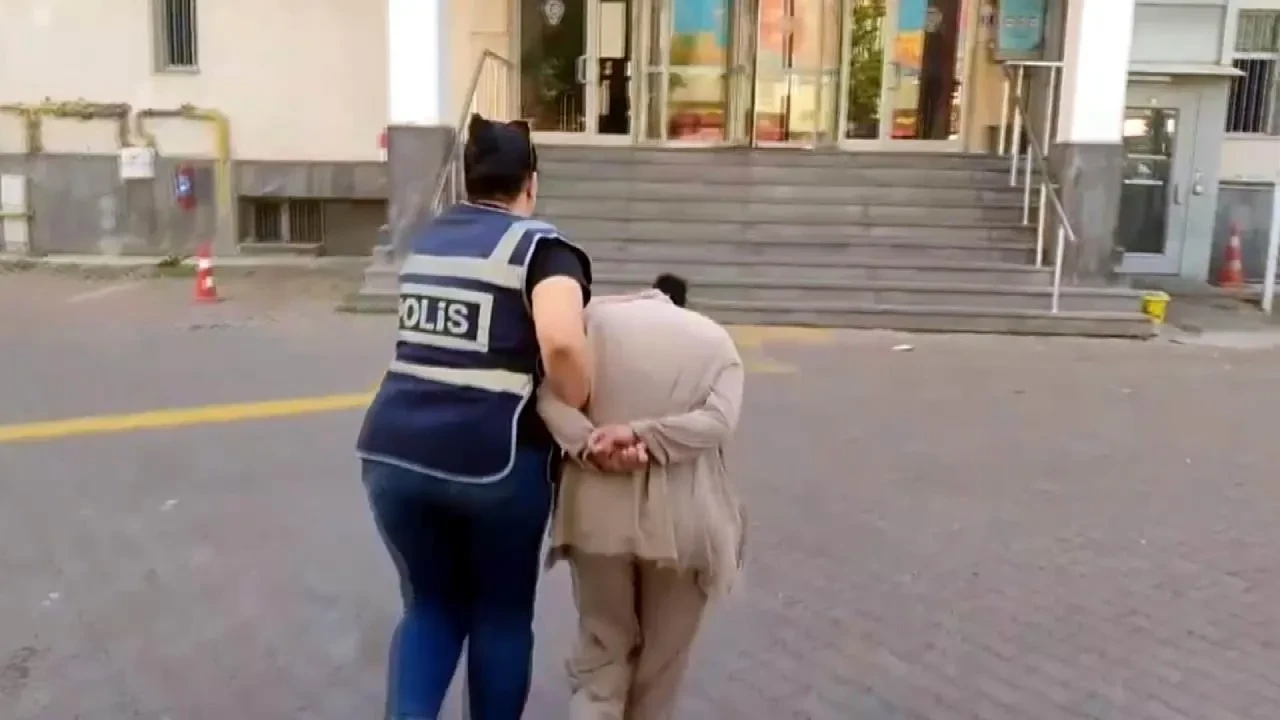 Kayseride 75 yıl cezası olan kadın yakalandı