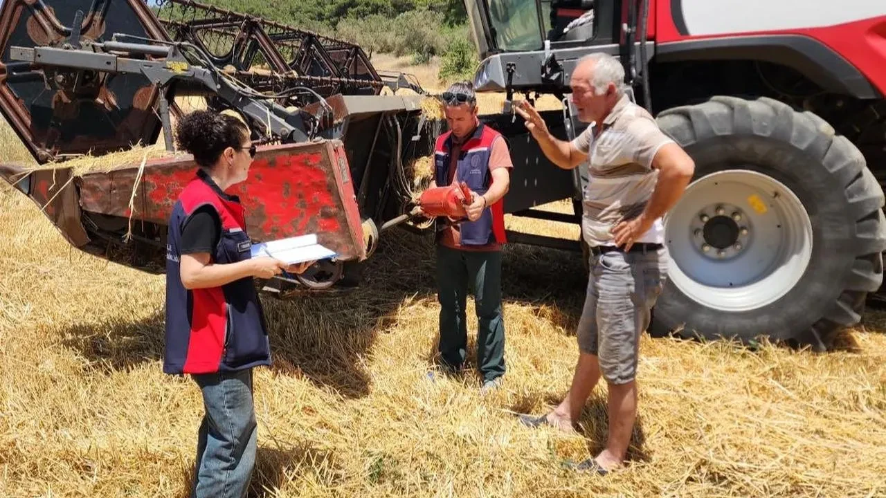 Çanakkale tarım makinaları yangın önlemleri için denetleniyor