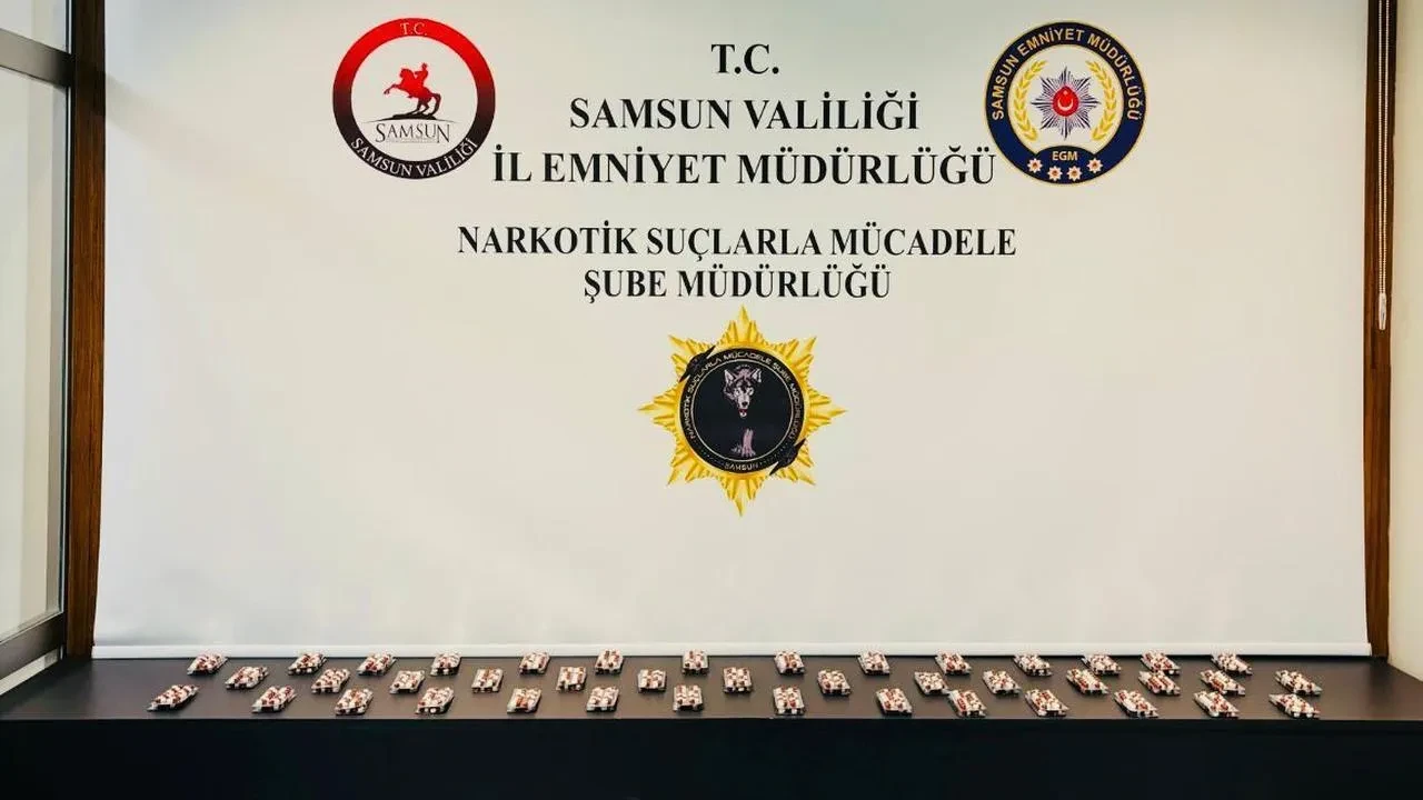 Samsunda motosikletli şüpheliden sentetik ecza ele geçirildi