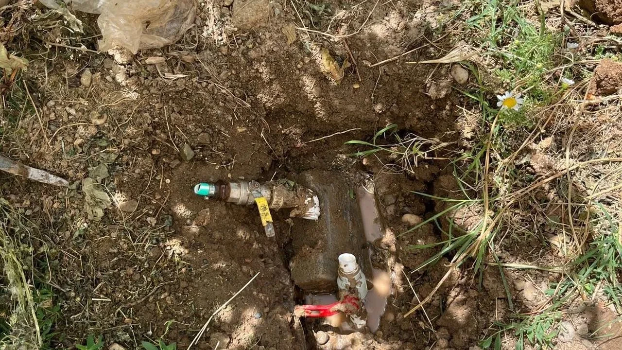 Siirt Belediyesi kaçak su kullananları tek tek buldu