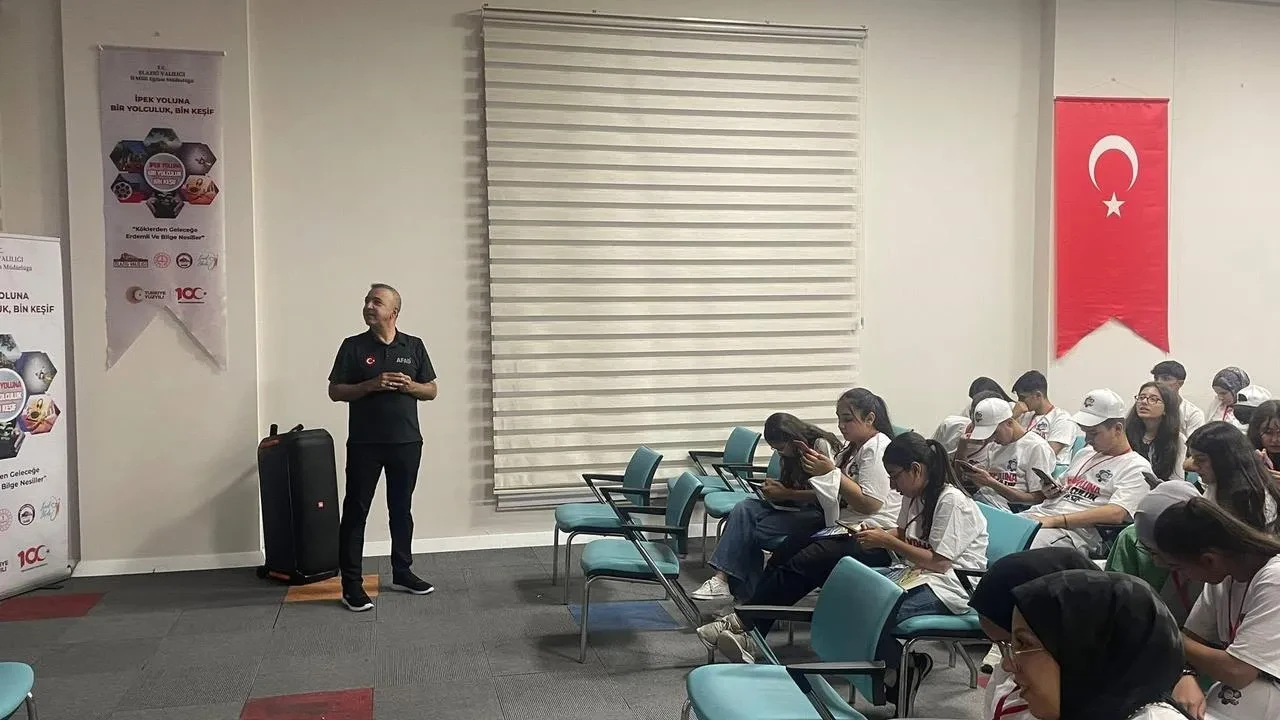 Elazığlı öğrenciler afet yönetimini uygulamalı olarak öğrendi